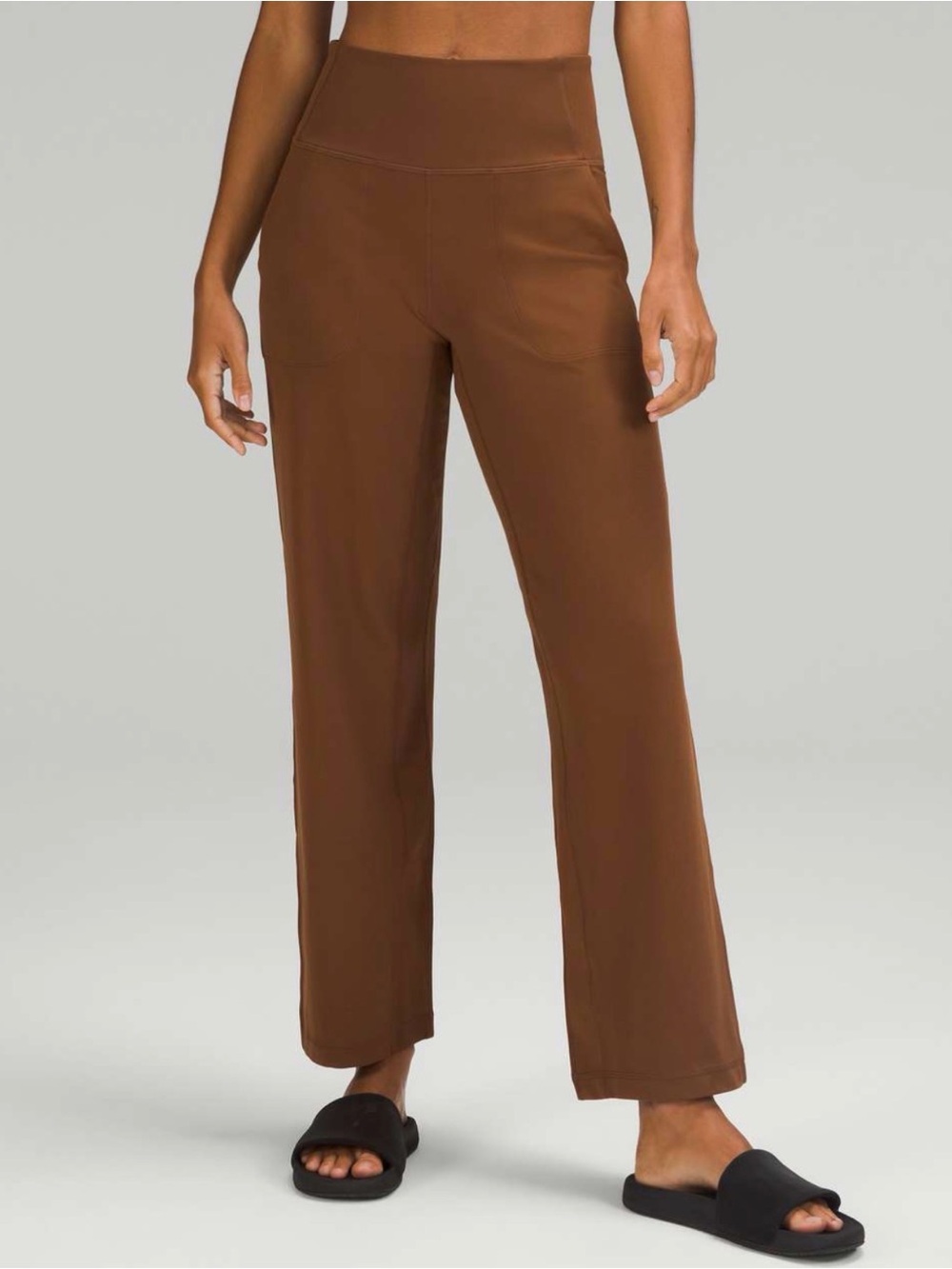 Lululemon Align Wide Leg High-Rise Pant 31"
Roasted Brown size 14
